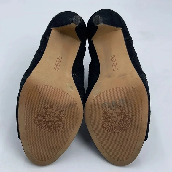 Vince Camuto Abesta Peep Toe Ankle Bootie - Picture 5 of 7